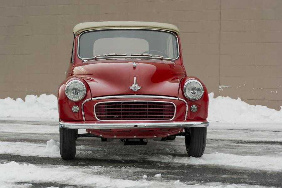  Morris Minor 1000 Tourer 1956 года  (фото 7 из 14)